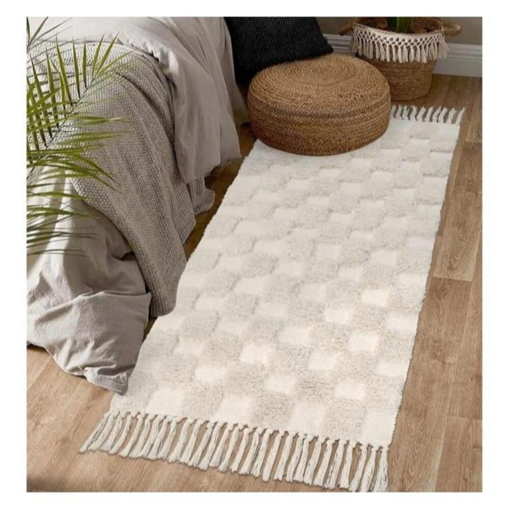 NWOT Boho Tassel Rug Large Cream 95 In x 32 In Area Rug Bathroom Bedroom Entry